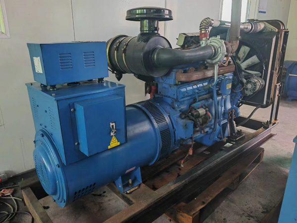 四子王100kW柴油发电机组使用多级机油有哪些优缺点？